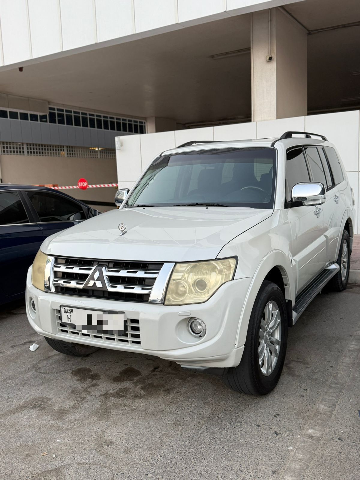2013 Mitsubishi Pajero — Dubai