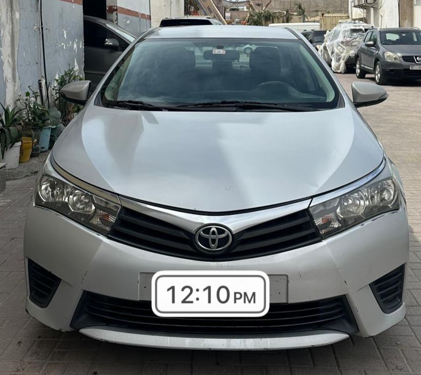 2015 Toyota Corolla — دبي